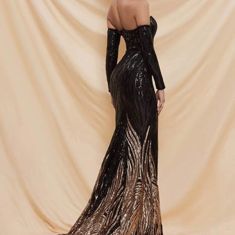 Gown | NWT Gorgeous Sequin Ball Gown w/ Tail - Picture 3 of 11